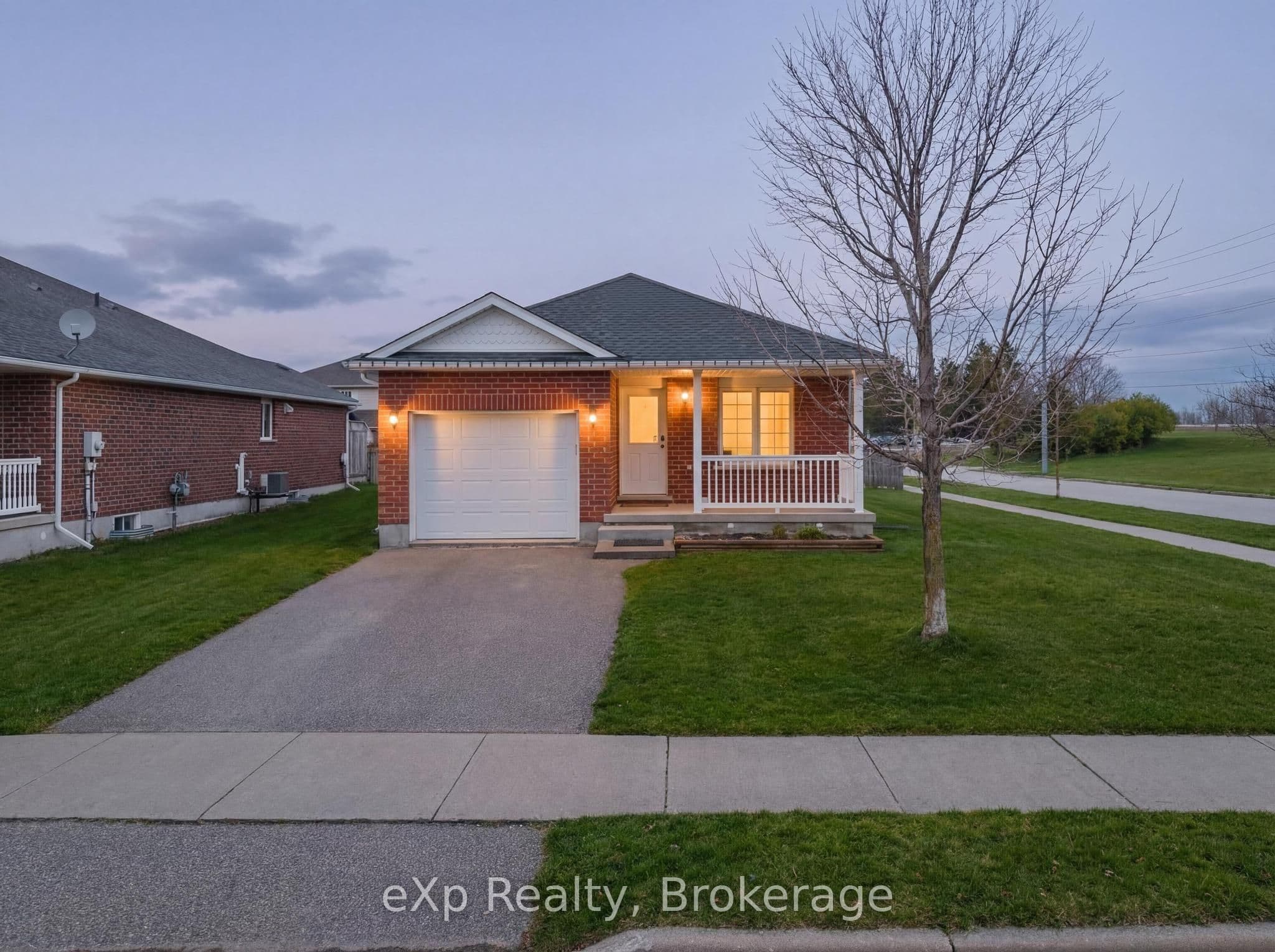 495 Danby Street photo 1
