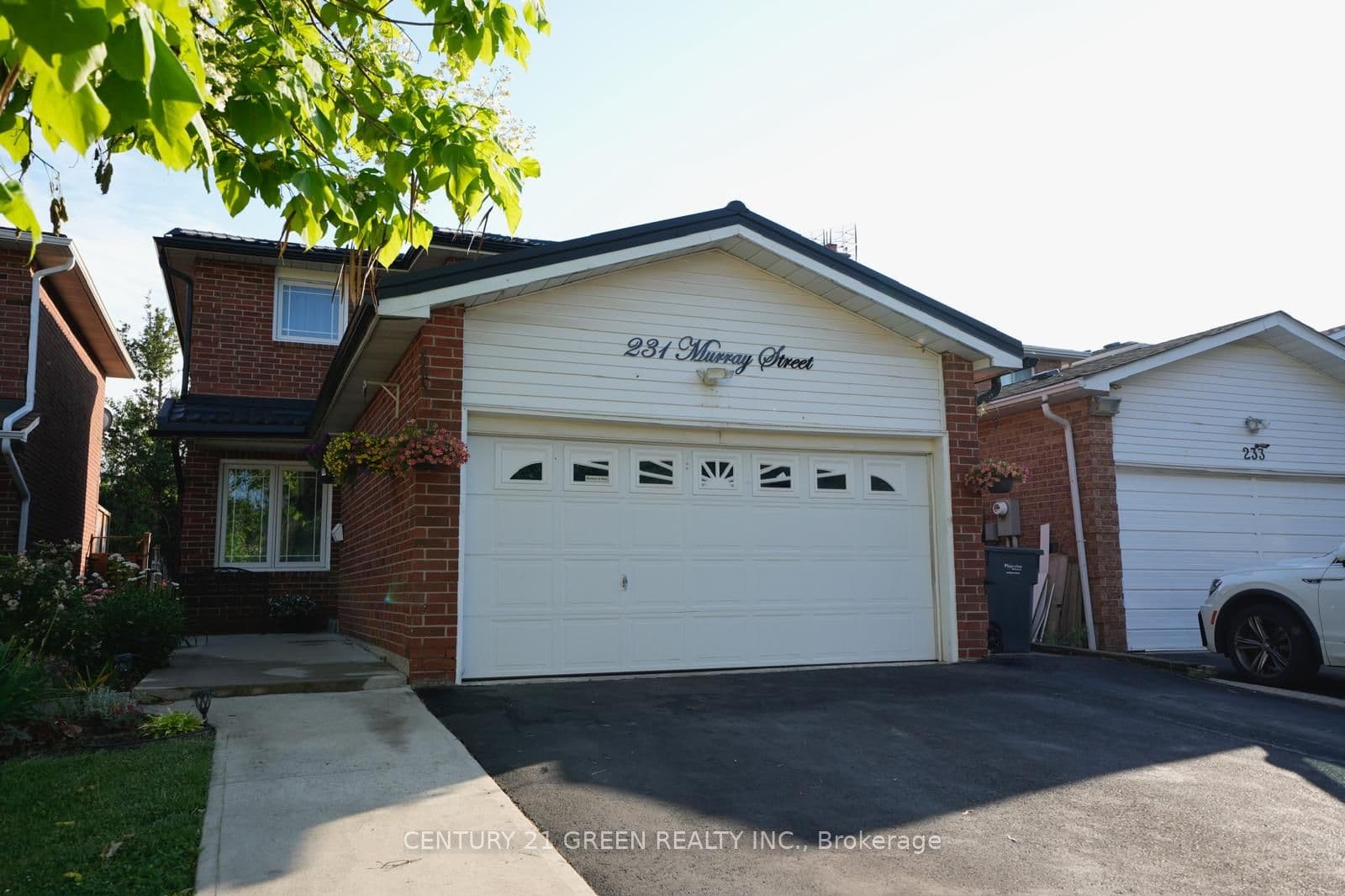 231 Murray Street photo 1